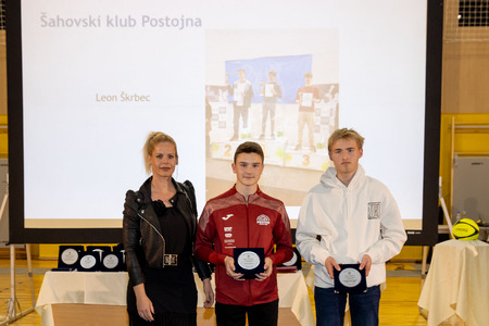238 sportnik leta 